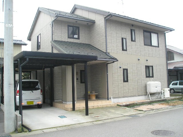 戸建て貸家　婦中町　4LDK